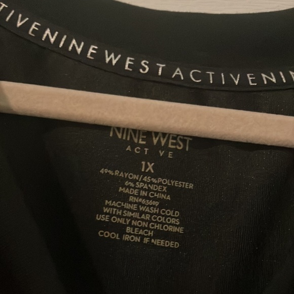 Nine West Athletic Top - Picture 6 of 8